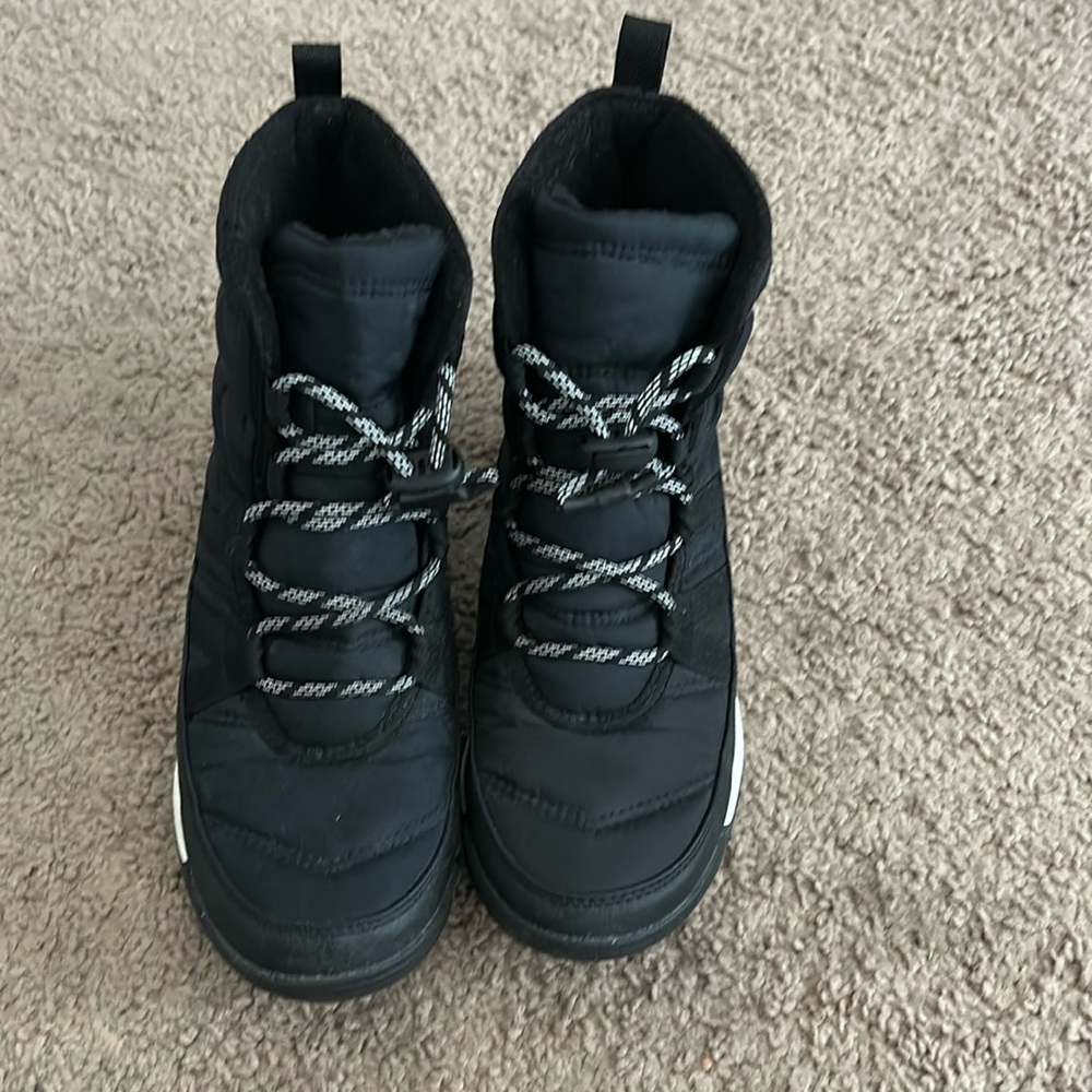 Sorel unisex snow shoes